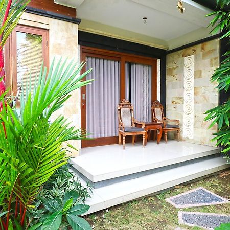 Raj Sindhu Sanur Apartamento Dempassar Exterior foto