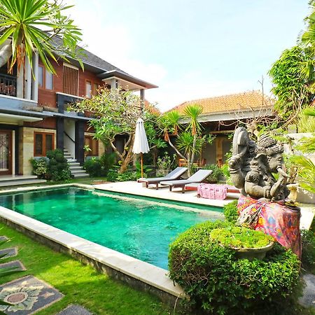 Raj Sindhu Sanur Apartamento Dempassar Exterior foto