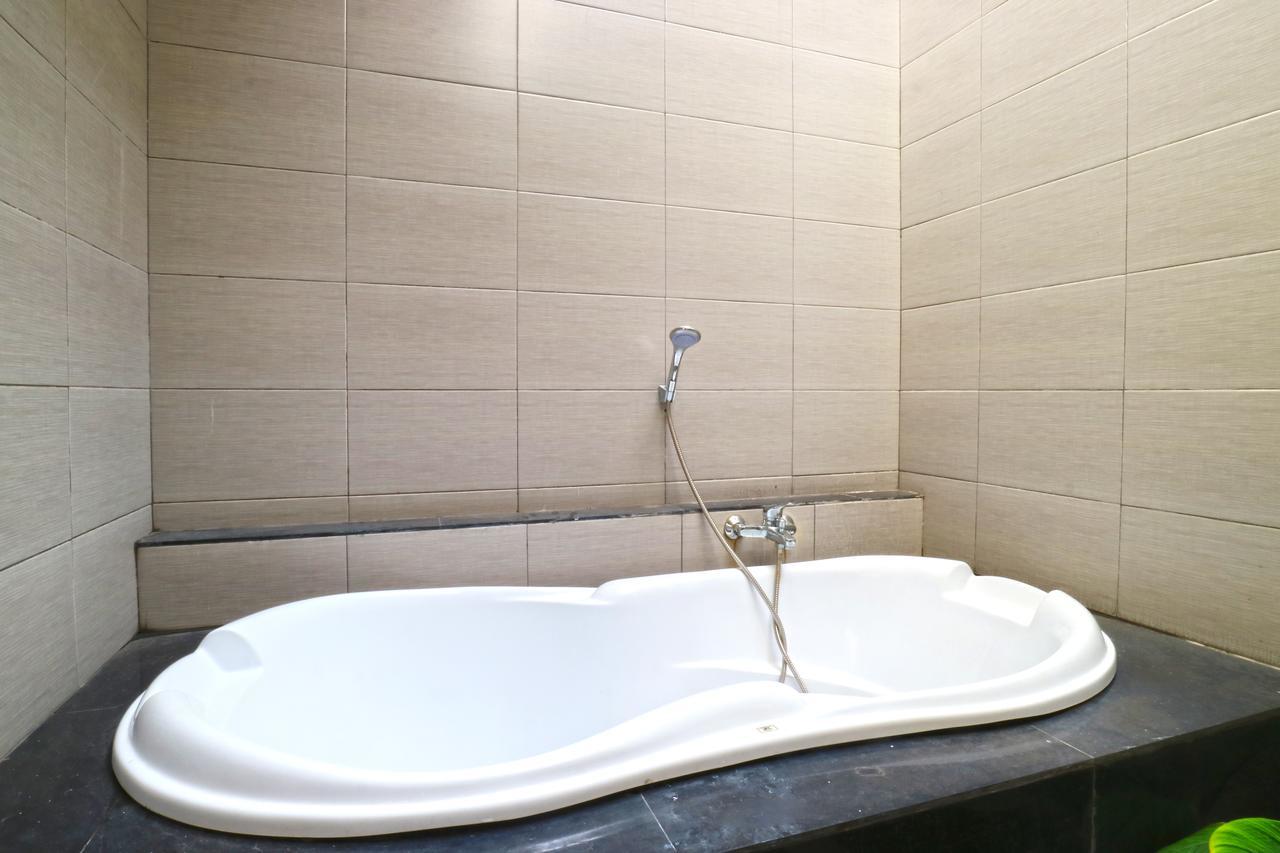 Raj Sindhu Sanur Apartamento Dempassar Exterior foto